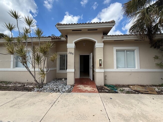 Building Photo - 13272 Old Biscayne Dr Unit 105