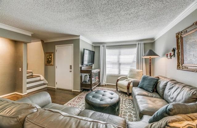 Photo - 5030 Lahoma St