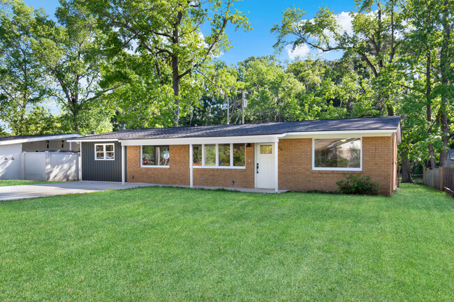 Photo - 106 Montclair Blvd House