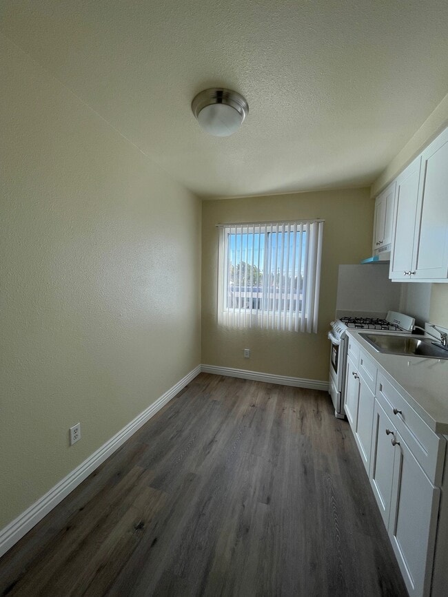 Country Villa Apartments