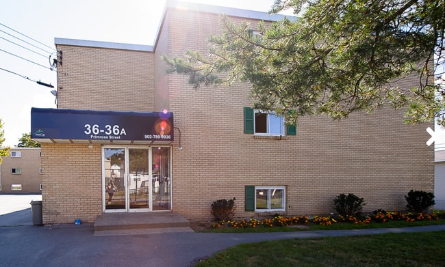 Building Photo - 81 Primrose St