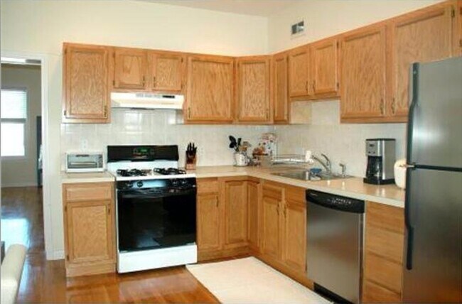 Photo - 15 Adams St Unit 6