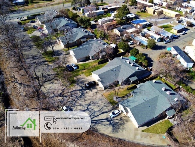 Photo - 3765 Main St