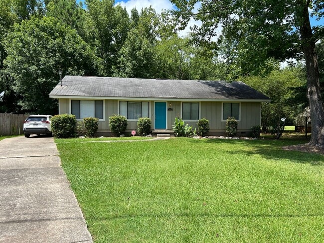 Photo - 2132 Finley St SW House