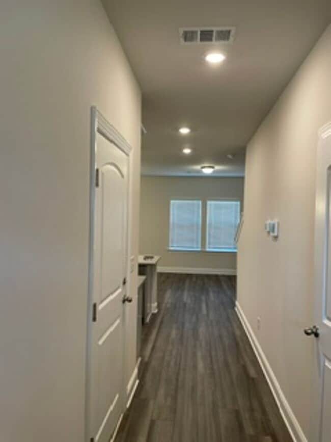 Photo - 4506 Skywood Ln