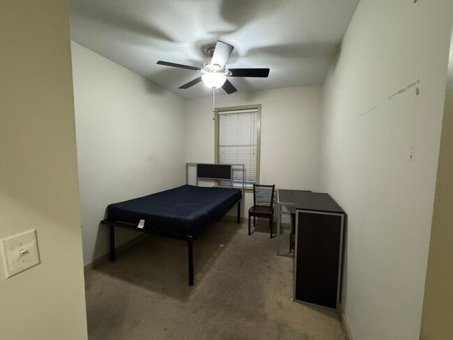 Photo - 1432 N. Carlisle