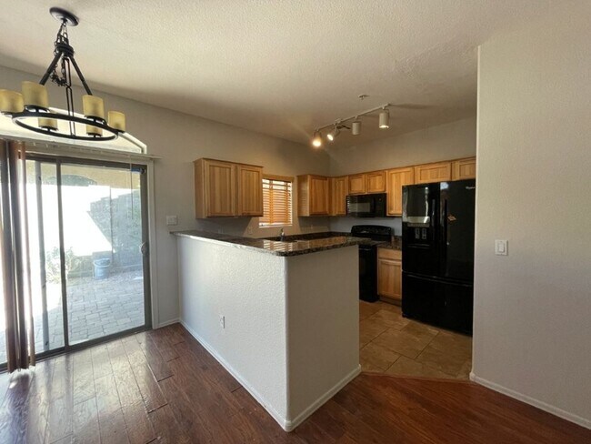Photo - 2150 W Alameda Dr Unit 1