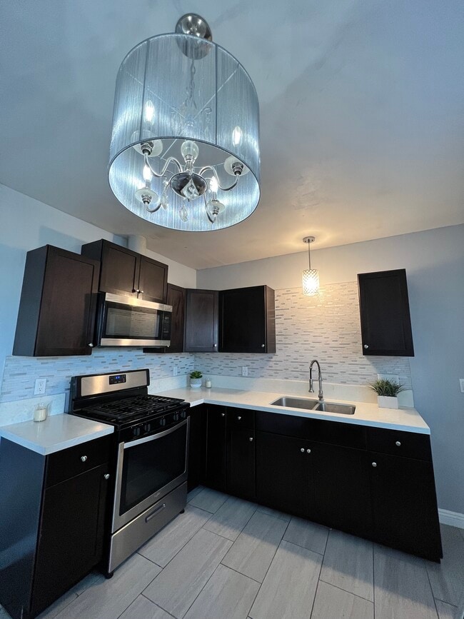 Photo - 8203 Buhman Ave