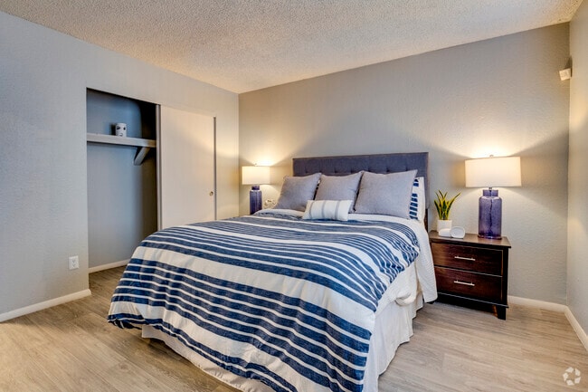 Dormitorio - 1BR, 1BA - 615SF