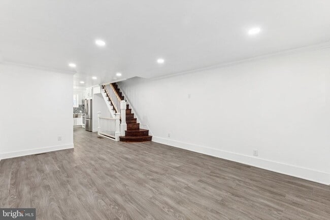 Building Photo - 807 N 42nd St Rental