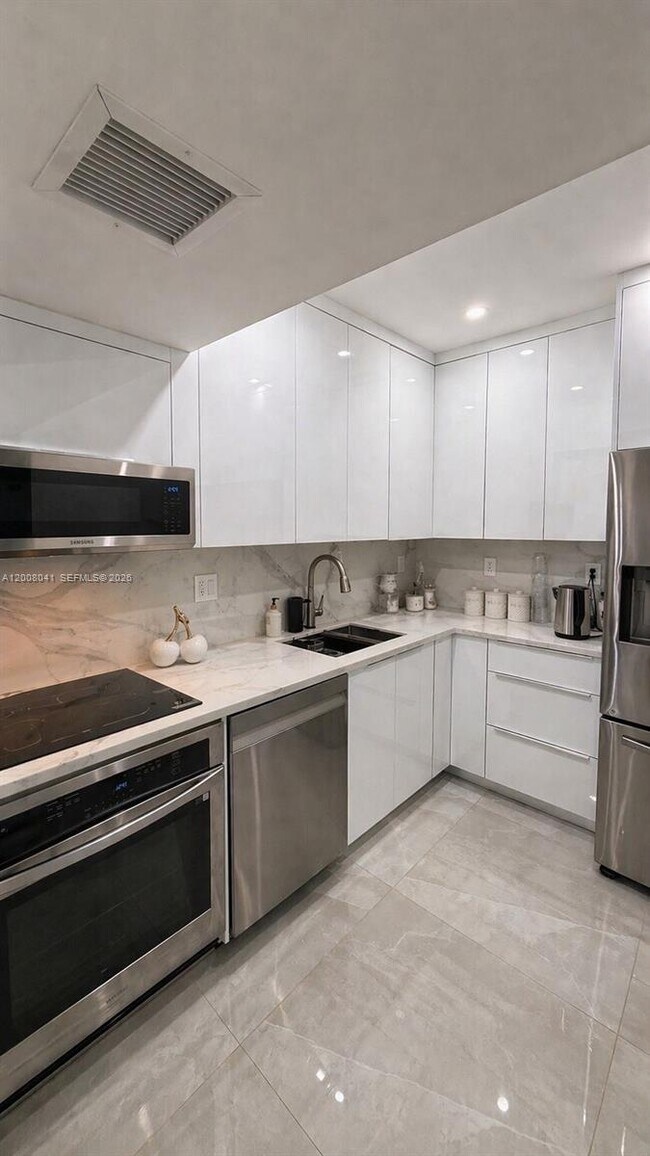 Photo - 3731 N Country Club Dr Unit PH-24