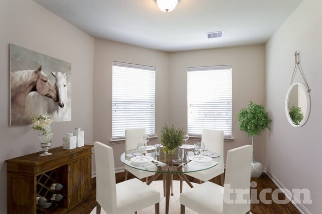 Photo - 2437 Regatta Ln