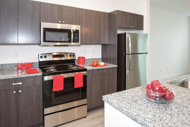 Cocina - Torino Lakes Rental Townhomes