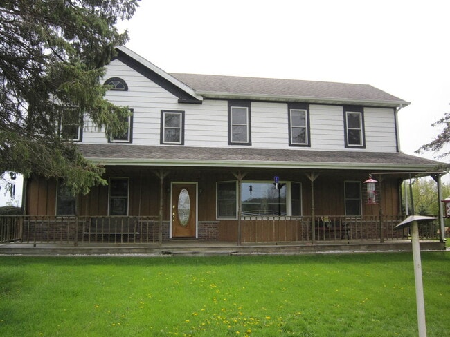 Building Photo - 12701 304th Ave Unit 2