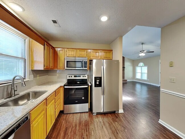 Photo - 7939 Mariner St