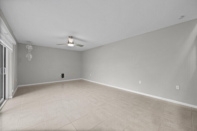 Photo - 5814 SE Windsong Ln
