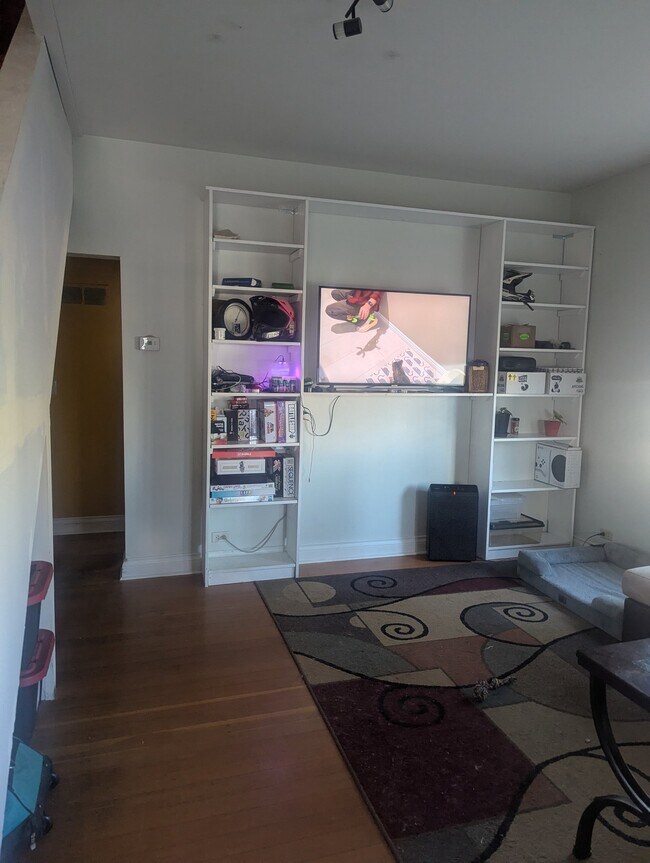 Photo - 606 W Chestnut St