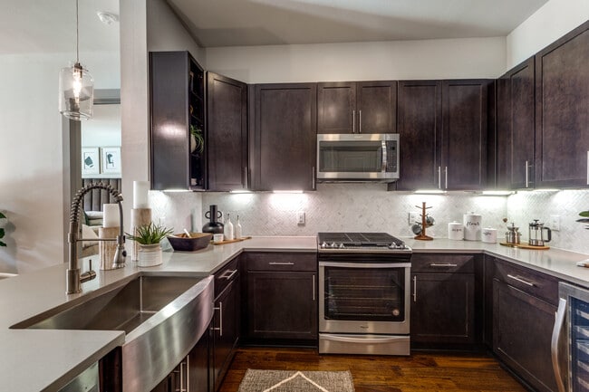 Photo - More Than a Home – Get Up to 4 Weeks Free! Unit AL5