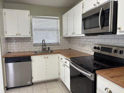 Building Photo - 4640 Lucerne Lakes Blvd W Unit 508 Rental