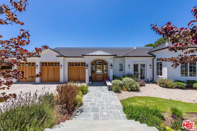 Photo - 6671 Dume Dr