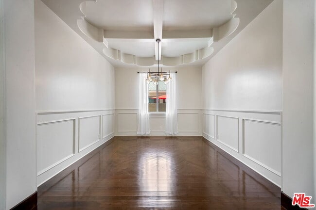 Photo - 2901 Oak Ave