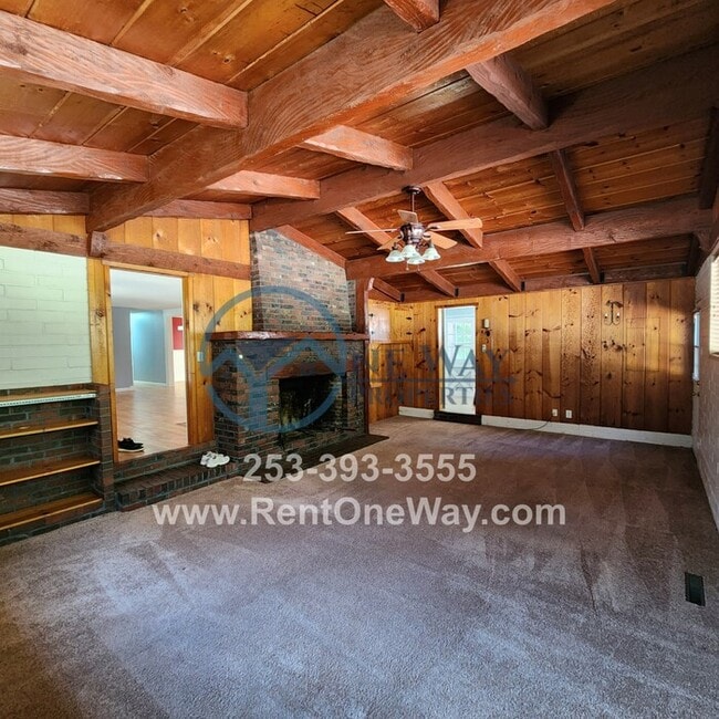 Photo - 4704 Grandview Dr W