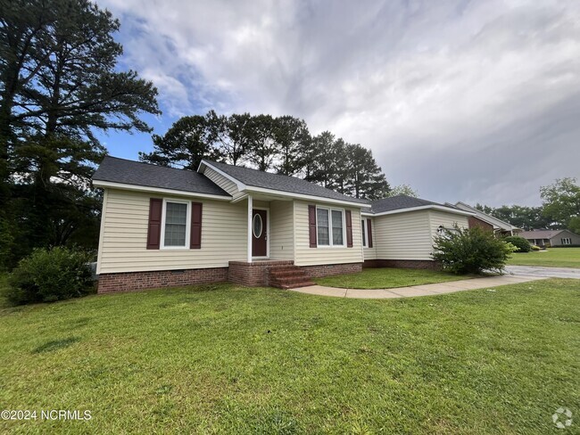Building Photo - 275 Huffmantown Rd Rental