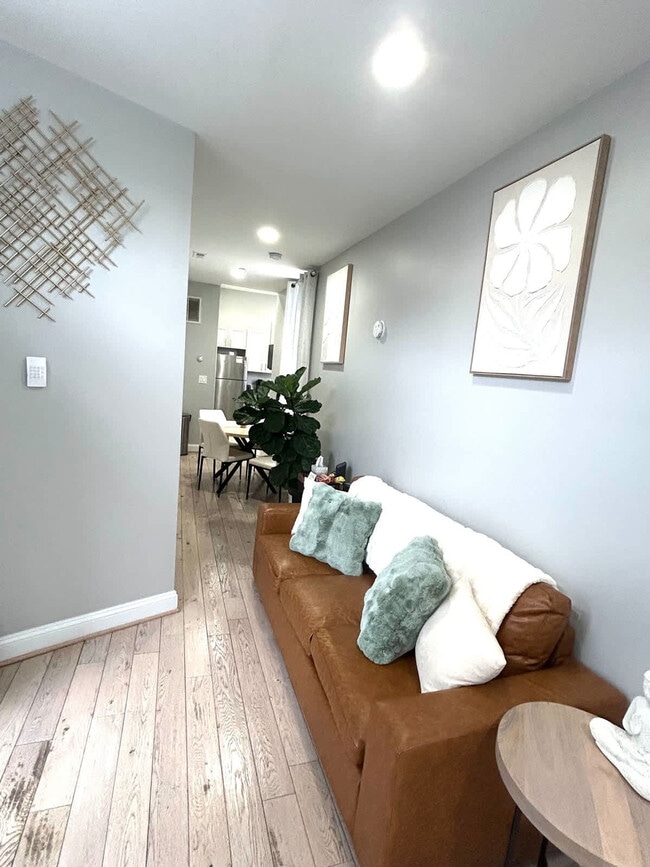 Photo - 45 Rhode Island Ave NE Unidad ID1388284P