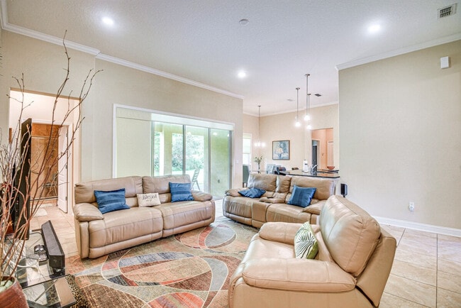 Building Photo - 1 Slate Blue Pl Unit ID1385627P