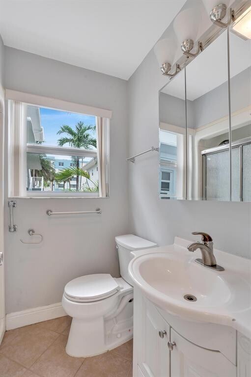 Photo - 4228 N Ocean Blvd Unidad 14