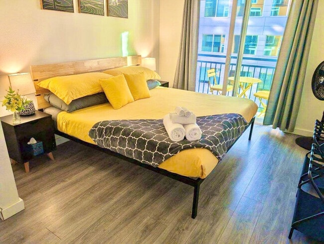 Photo - 2415 2nd Ave Unit ID1313860P