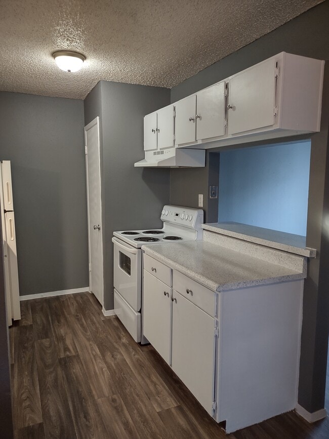 Town Village South Apartments Tyler, TX