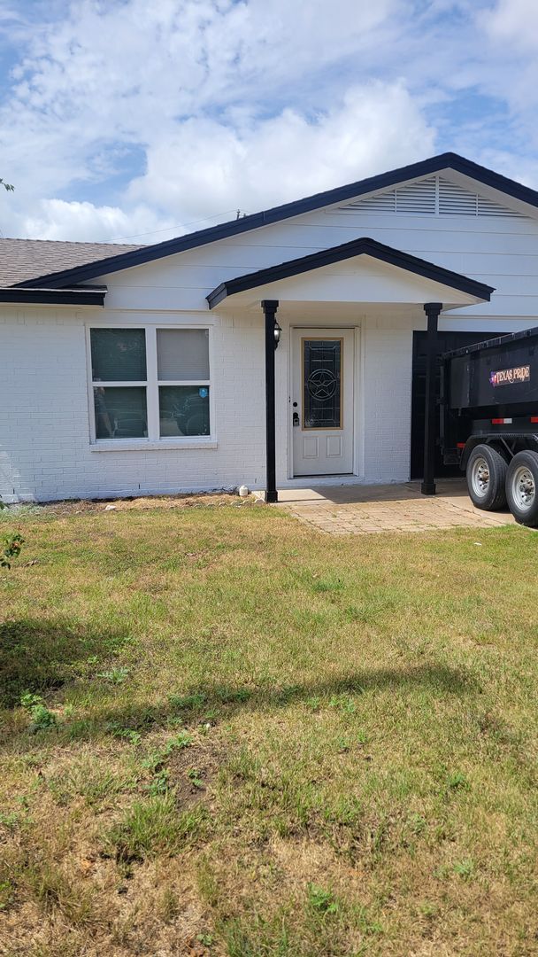 Photo - 1402 Miranda Ave