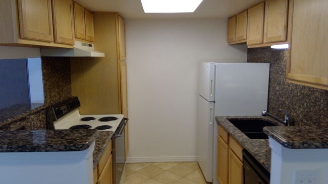 Photo - Condo for rent - Aurora CO 80017 - 1bd 1 ba, just minutes away from Buckley AFB Unit 103