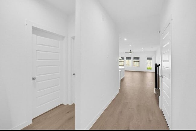 Photo - 31827 Kellan Grv Ct