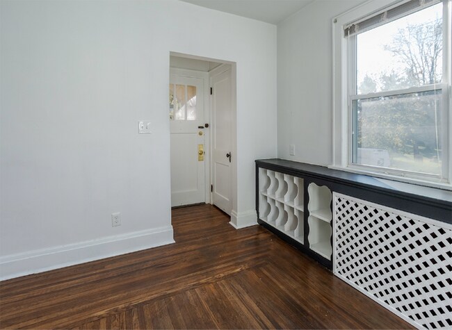 Photo - 184 Meadow Ave Unit 1