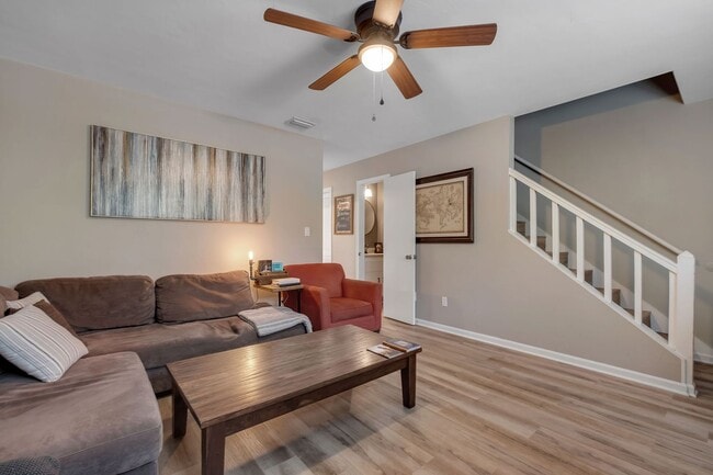 242 Lake Ella Dr