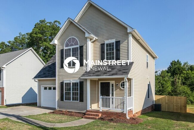 3 Bedroom Pet-Friendly Home in Winston-Salem, NC with Main Street Renewal