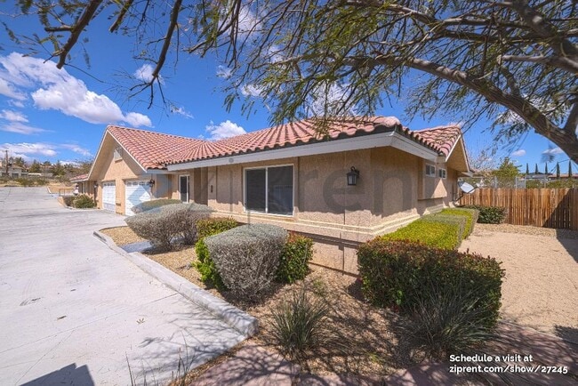 Photo - 16201 Viho Rd