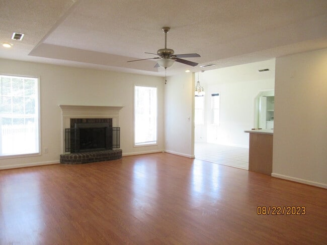 Photo - 6775 J J Roberts Dr
