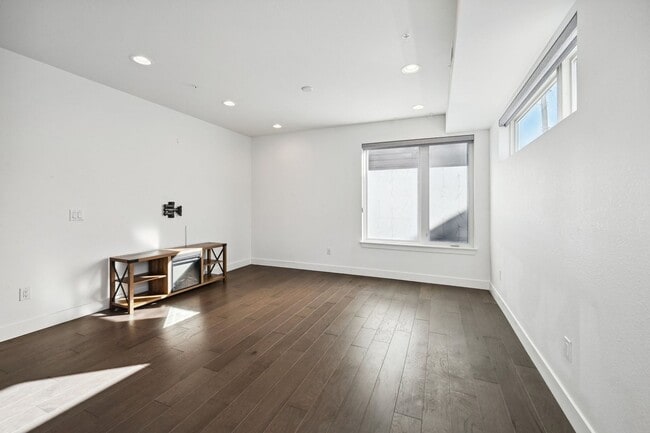 Photo - 2836 W 25th Ave