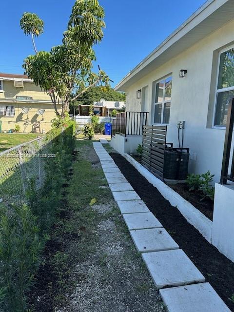Photo - 1191 NW 40th St Unidad A
