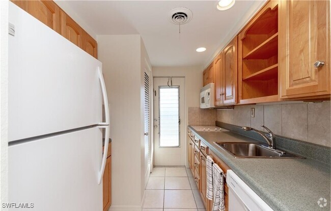 Building Photo - 2064 Alamanda Dr Unit 24 Rental