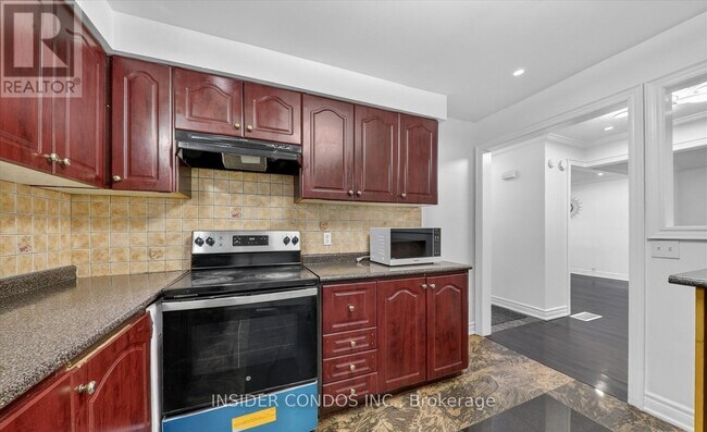 Photo - 2 John Stoner Dr