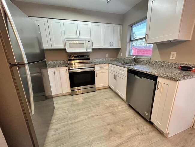 Photo - 3941 Wingward Ave