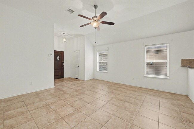 Photo - 20719 Winghaven Dr