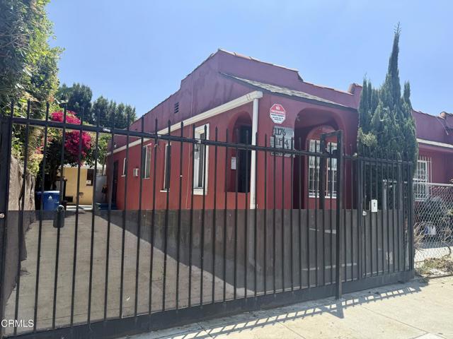 1176 W 38th St