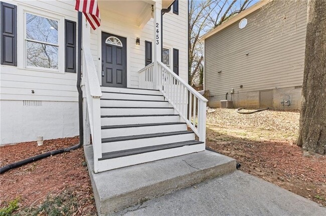 Photo - 2453 Paul Ave NW