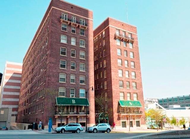 Photo - 29 S State St Unit 1