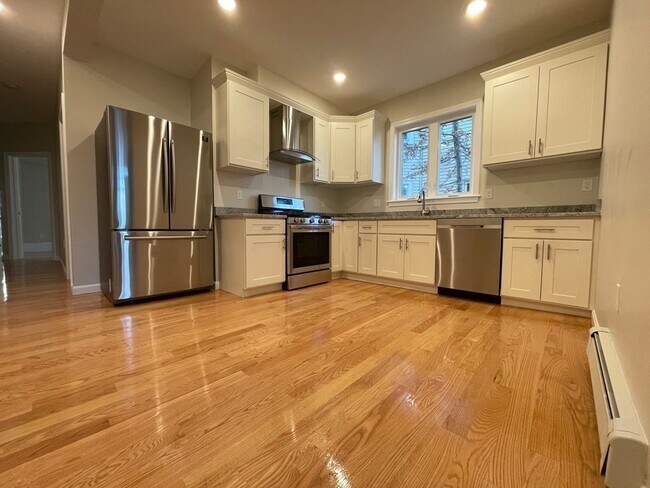 Photo - 74 Berkshire St Unit 3